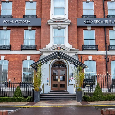 Crowne Plaza - By Ihg 4*