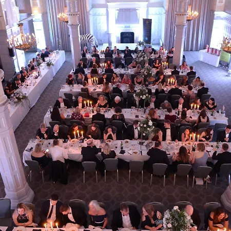 Hotel Crowne Plaza - By Ihg 4*