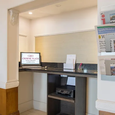 Crowne Plaza - By Ihg 4*