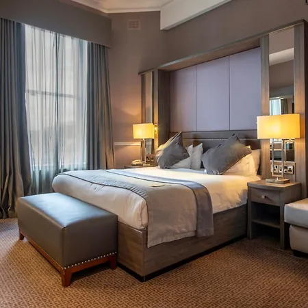 Hotel Crowne Plaza - By Ihg 4*
