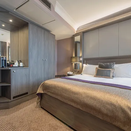 Crowne Plaza - By Ihg